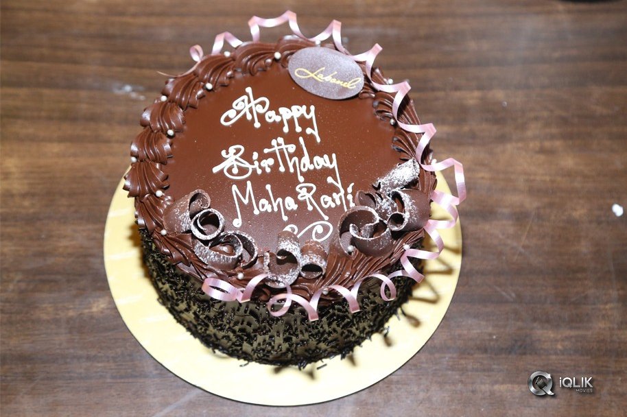 Jeevitha-Rajasekhar-Daughter-Shivatmika-Birthday-Consecrations